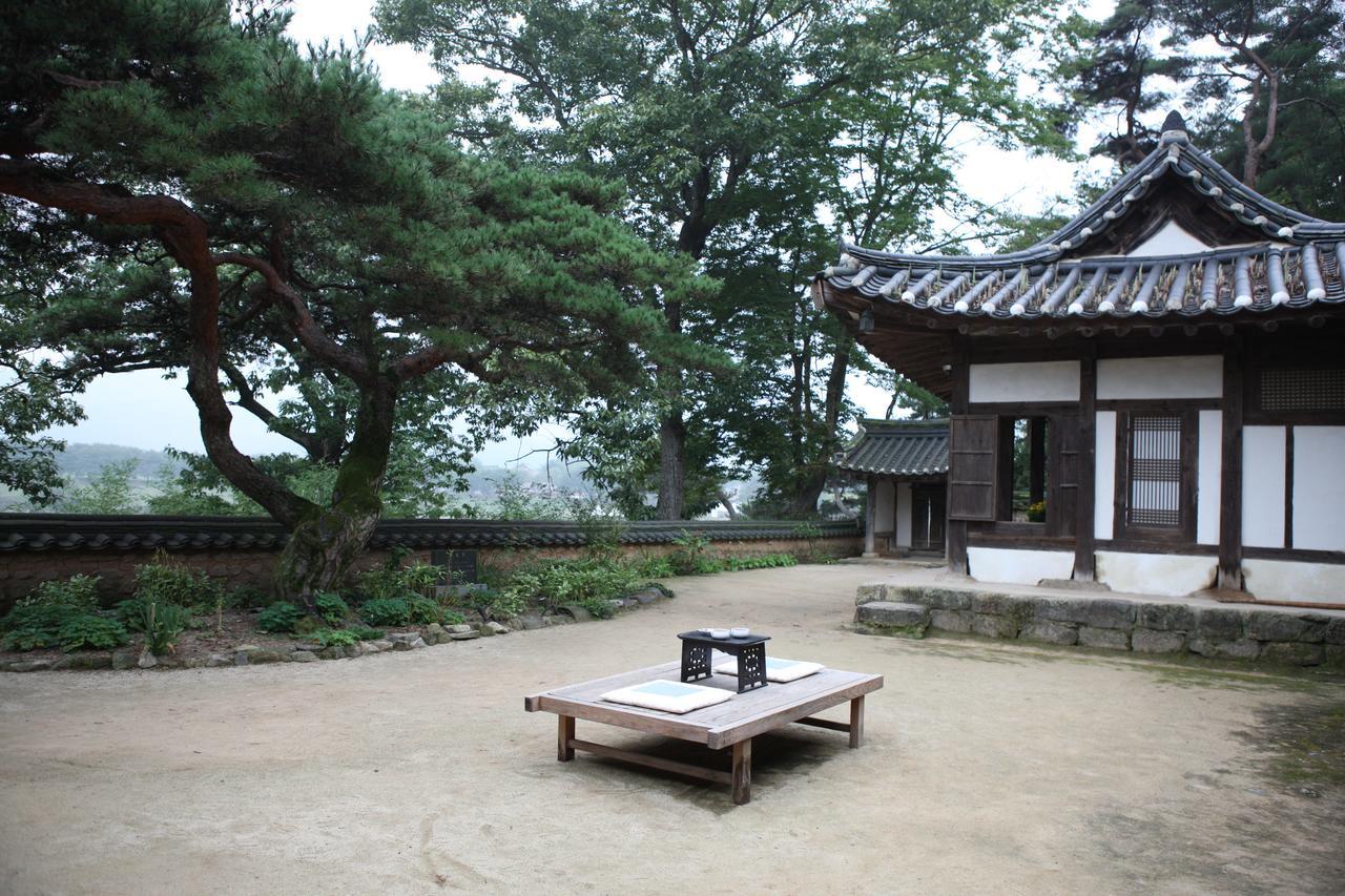 Okyeon Jeongsa Bed & Breakfast Андонг Екстериор снимка